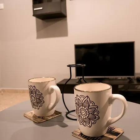 Youthfull Escape In Apartman *