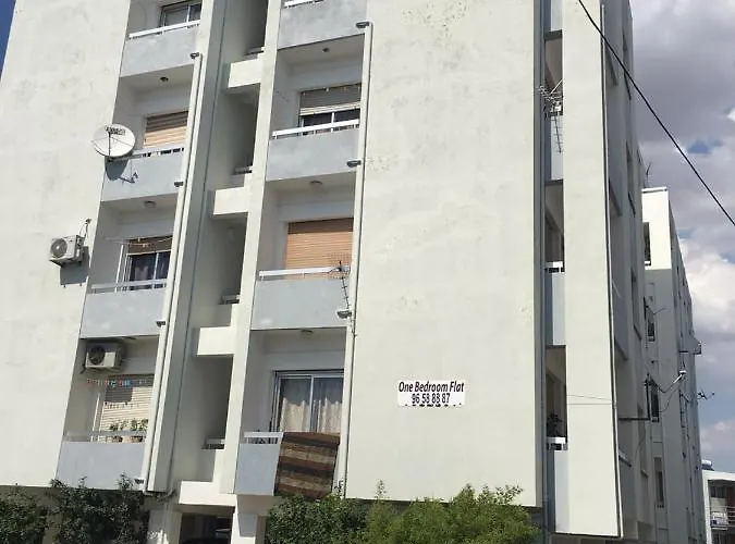 Youthfull Escape In Lägenhet