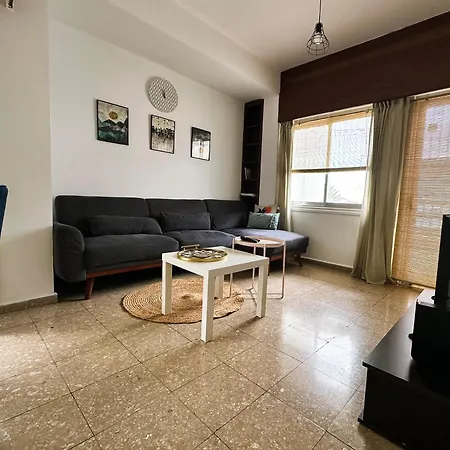 Youthfull Escape In Apartment Nikosia