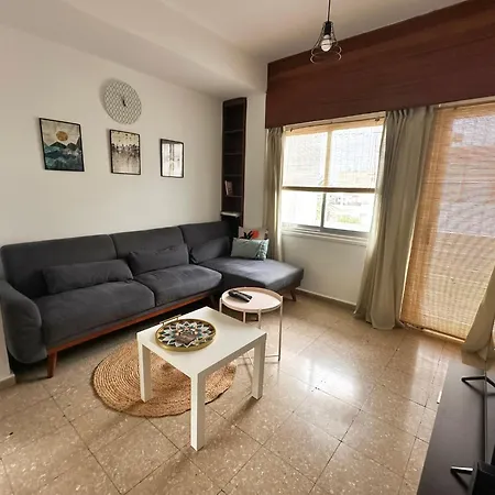 Youthfull Escape In Apartment Nikosia