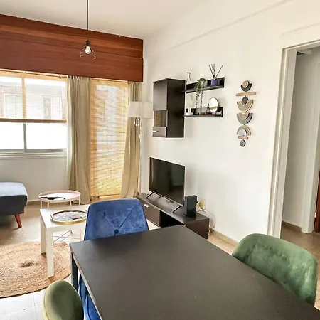 Apartment Youthfull Escape In Nikosia