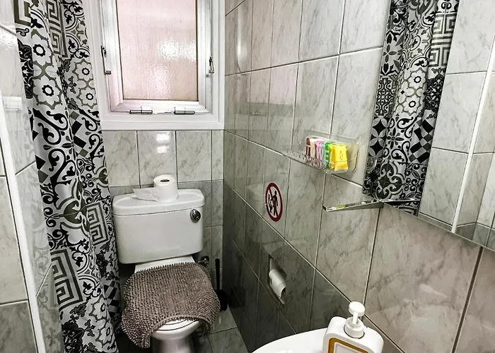 Youthfull Escape In 公寓