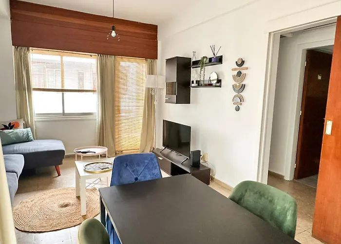 Apartment Youthfull Escape In Nikosia