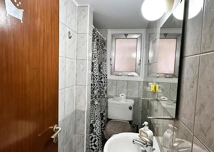 Apartment Youthfull Escape In *