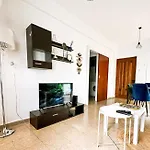 Youthfull Escape In Appartamento *
